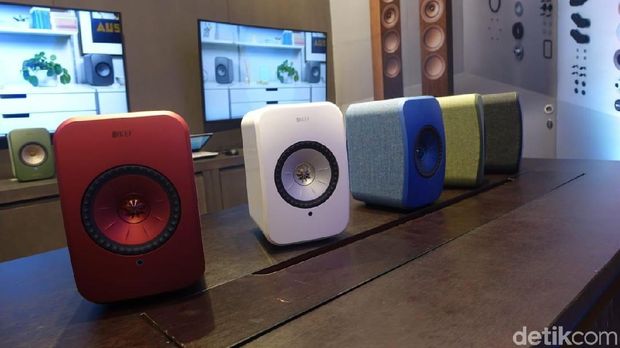 Speaker KEF LSX.