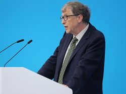 Mengintip Keakraban Bill Gates dengan Jack Ma