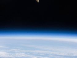 Foto Memukau Planet Bumi Dilihat dari Antariksa