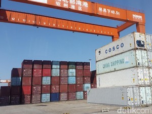Perhatian! Sejumlah Pelabuhan Lumpuh, Barang China Bakal Langka