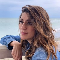 Elisa pun mengumumkan berakhirnya hubungan dengan Matteo dengan mengunggah foto kemesraan mereka di tempat tidur. Foto: Instagram @elisaisoardi