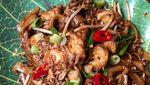 Pakai Udang dan Fish Cake, Ini Char Kway Teow Khas Singapura yang Enak