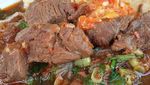 Hangatkan Badan dengan Sarapan Tauto yang Gurih Pedas