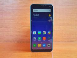 Unboxing Redmi Note 6 Pro, Ponsel Empat Kamera Pertama Xiaomi