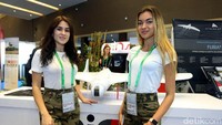 Produk itu seperti senapan dan pesawat tanpa awak (drone).