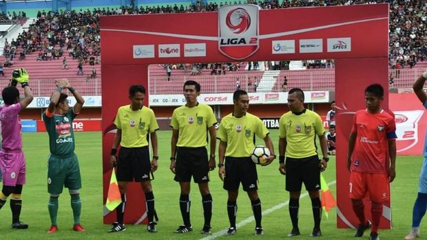 Hidayat diduga ingin melakukan suap untuk laga PSS vs Madura FC.