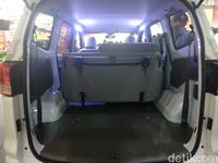 Wuling Formo minibus