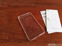 Unboxing Redmi Note 6 Pro, Ponsel Empat Kamera Pertama Xiaomi