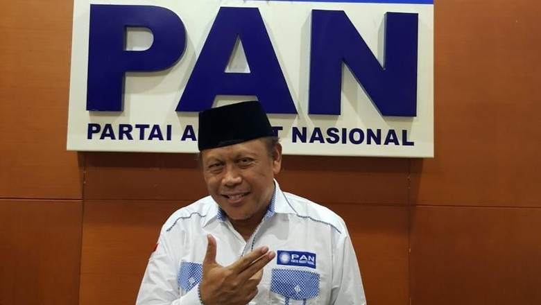 Eggi Sudjana: Merah Putih di Logo PKB Langgar Undang-Undang Eggi Sudjana: Merah Putih di Logo PKB Langgar Undang-Undang