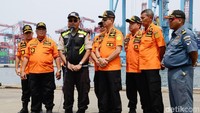 Meski unsur operasi SAR berkurang, Syaugi memastikan pencarian tetap dilakukan optimal.