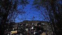 Sejak dikelola PT Sumber Organik pada 2012 silam, TPA Benowo yang memiliki luas sekitar 37,4 hektar tersebut dapat menghasilkan energi listrik sebesar 2 Mega Watt.