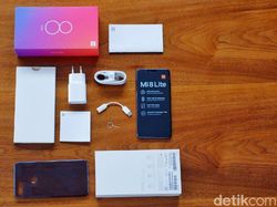 Unboxing Xiaomi Mi 8 Lite yang Berpenampilan Stylish