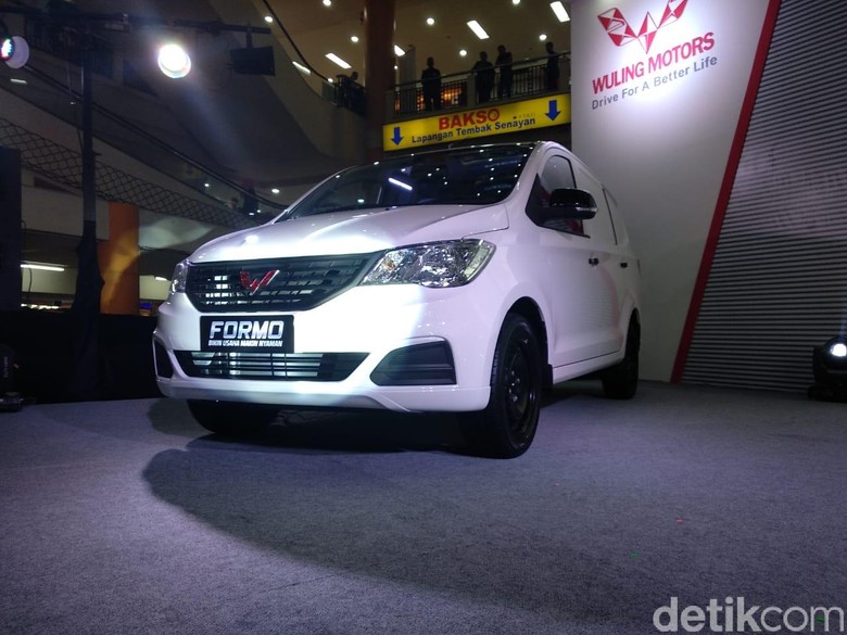 Wuling Formo. Foto: Luthfi Anshori Wuling Formo. Foto: Luthfi Anshori