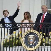 Gantengnya Barron Trump Saat Makan Bareng Donald Trump Dan Melania