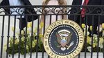 Gantengnya Barron Trump Saat Makan Bareng Donald Trump dan Melania