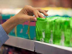 Disebut Bikin Mabuk, Rebusan Pembalut Punya Senyawa Mirip Narkoba?