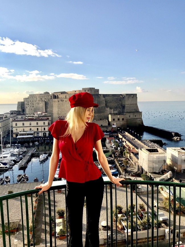 Diakui model asal Polandia tersebut, Mohammed tak pernah menyebut bahwa dirinya sudah bertunangan. Justyna sendiri juga sudah memiliki kekasih ketika pertama kali memulai hubungan dengan pria asal Palestina itu. Foto: Blog Jusmonde