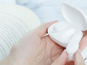Diduga Dipakai Jokowi, Earpiece Banyak Dibuat di China