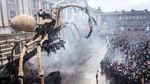 Foto: Ketika 2 Monster Menyerang Prancis