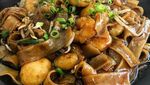 Pakai Udang dan Fish Cake, Ini Char Kway Teow Khas Singapura yang Enak