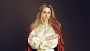 Lebih Muda 45 Tahun, Model Cantik Ngaku Jadi Selingkuhan Ayah Gigi Hadid