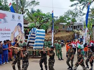 1.000 Orang Ikuti Napak Tilas Gerilya Jenderal Soedirman di Pacitan