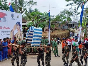 1.000 Orang Ikuti Napak Tilas Gerilya Jenderal Soedirman di Pacitan