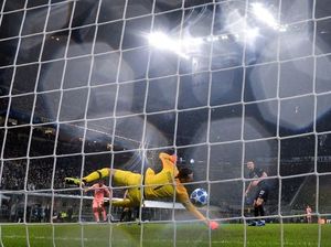 Handanovic: Saya Harusnya Bisa Gagalkan Gol Barcelona