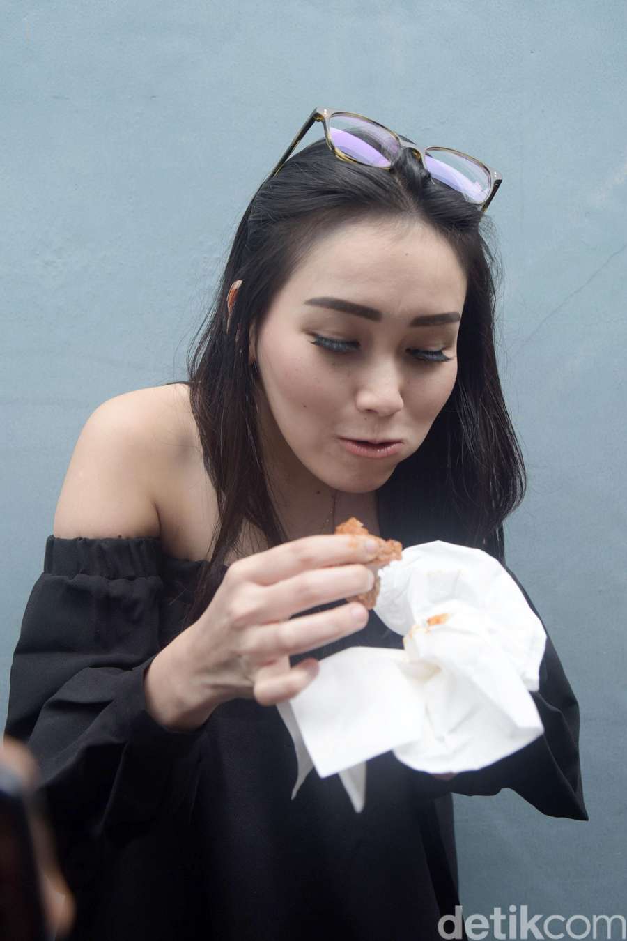 Ayu Ting Ting Lahap Banget Makannya