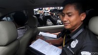 Sejumlah saksi diperiksa di antaranya Atiqah Hasiholan, Presiden Konfederasi Serikat Pekerja Indonesia (KSPI) Said Iqbal, Amien Rais, Plt Kadisparbud DKI Asiantoro, Wakil Ketua Badan Pemenangan Nasional (BPN) Prabowo Subianto-Sandiaga Uno Nanik S Deyang, Koordinator Jubir BPN Dahnil Anzar Simanjuntak serta driver dan staf Ratna Sarumpaet.