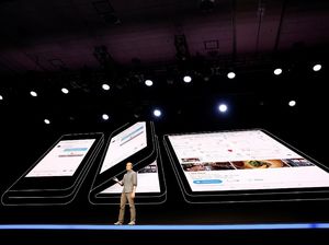 Ponsel Layar Lipat Samsung Dirilis Bareng Galaxy S10?