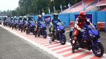 Menguji Yamaha R25 Baru di Sentul