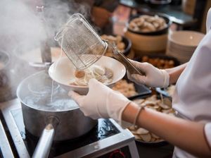 Mau Bisnis Kuliner? Jangan Sepelekan Soal Keamanan Pangan & Dapur