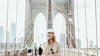 Bukan hanya pantai, ia juga pernah berkunjung ke Brooklyn, New York (sampinto_/instagram)