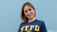 Jessica Iskandar saat ditemui usai tampil di Brownis Trans TV, Kapten Tendean, Jakarta Selatan pada Rabu (7/11). Pool/Noel/detikFoto.