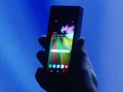 Penampakan Ponsel Layar Lipat Samsung