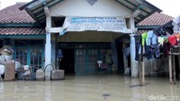 Salah satu rumah warga terendam banjir yang diketahui berasal dari luapan air Sungai Citarum.