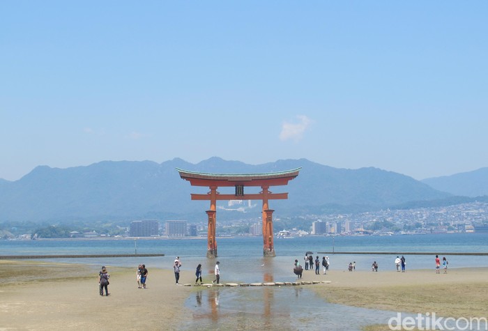 Kuil Itsukushima di Miyajima