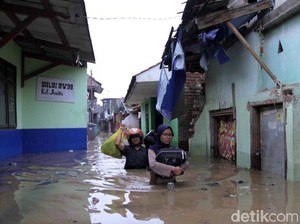 7 Orang Tewas Akibat Bencana Alam di Jabar Selama November