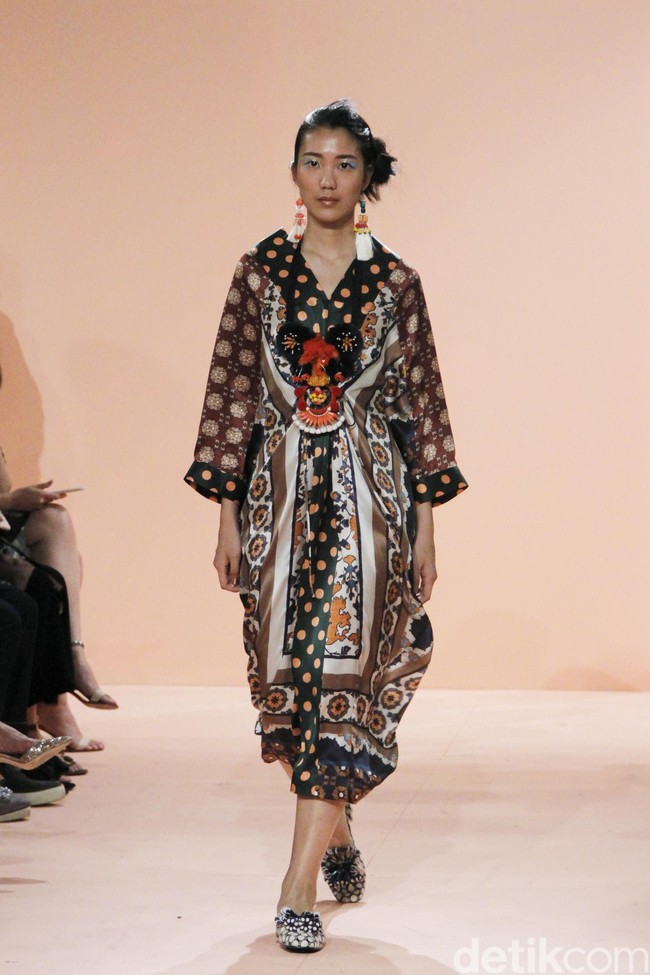 Rancangan terbaru Spring Summer 2019 Studio 133 Biyan dengan mengusung tema Juxtaposition yang diadakan di Hotel Dharmawangsa, Jakarta. Selasa [6/11/2018]. Foto: Mohammad Abduh/Wolipop  
