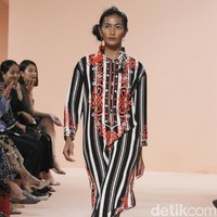 Rancangan terbaru Spring Summer 2019 Studio 133 Biyan dengan mengusung tema Juxtaposition yang diadakan di Hotel Dharmawangsa, Jakarta. Selasa [6/11/2018]. Foto: Mohammad Abduh/Wolipop  