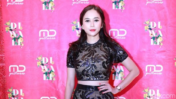 Aura Kasih Menikah hingga Steve Emmanuel Ditangkap karena Narkoba