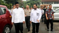 Kunjungan pertama Amran dan Buwas dilakukan ke pasar Kramat Jati pada pukul 05.40 WIB. Selanjutnya, pada pukul 06.15 WIB mereka melakukan kunjungan ke PIBC.