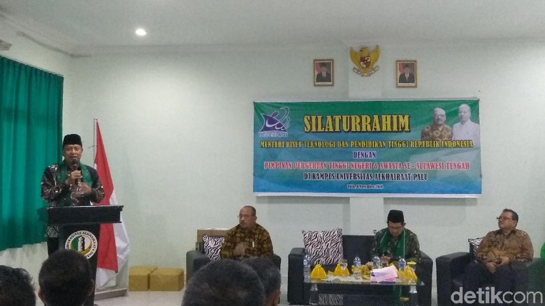 Mahasiswa PTS Sulteng Terdampak Gempa-Tsunami akan Diberi Beasiswa Mahasiswa PTS Sulteng Terdampak Gempa-Tsunami akan Diberi Beasiswa