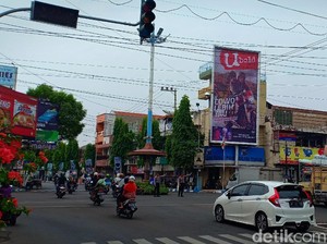 Traffic Light Mati Saat Pemadaman Listrik, Polisi Sibuk Atur Lalin