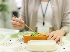 Mau Bawa Bekal ke Kantor? Yuk, Intip Menu yang Praktis dan Lezat Ini