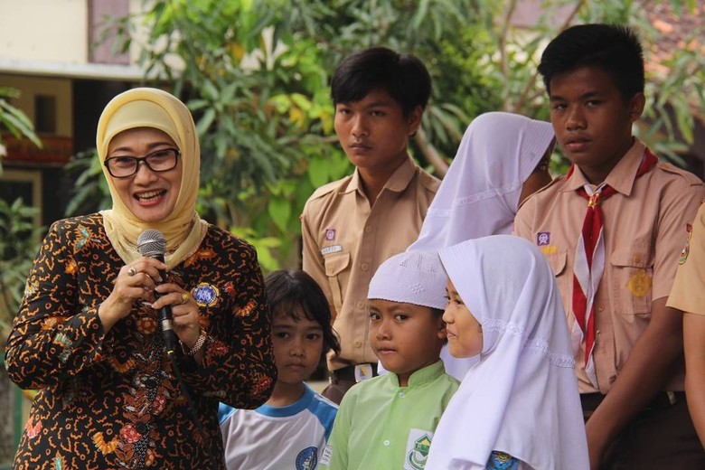Mendagri akan Temui Anna Bupati Indramayu yang Mundur demi Keluarga Mendagri akan Temui Anna Bupati Indramayu yang Mundur demi Keluarga