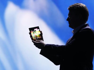 Penampakan Ponsel Layar Lipat Samsung
