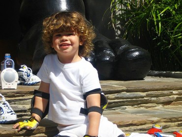 7 Foto Masa Kecil London dan Cash, Anak-anak Slash Guns N 