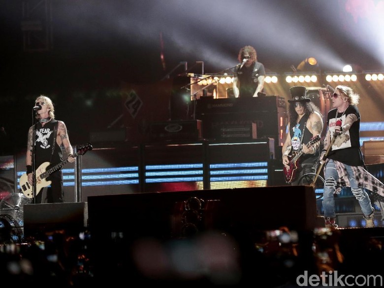 Sweet Child OMine dari Guns N Roses yang Gebrak Jakarta Sweet Child OMine dari Guns N Roses yang Gebrak Jakarta